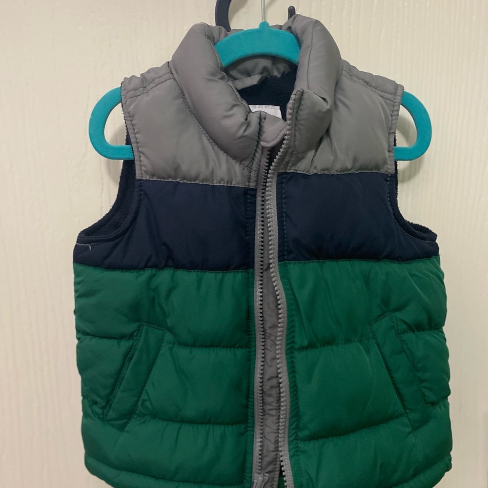 Old navy kids puffer vest
